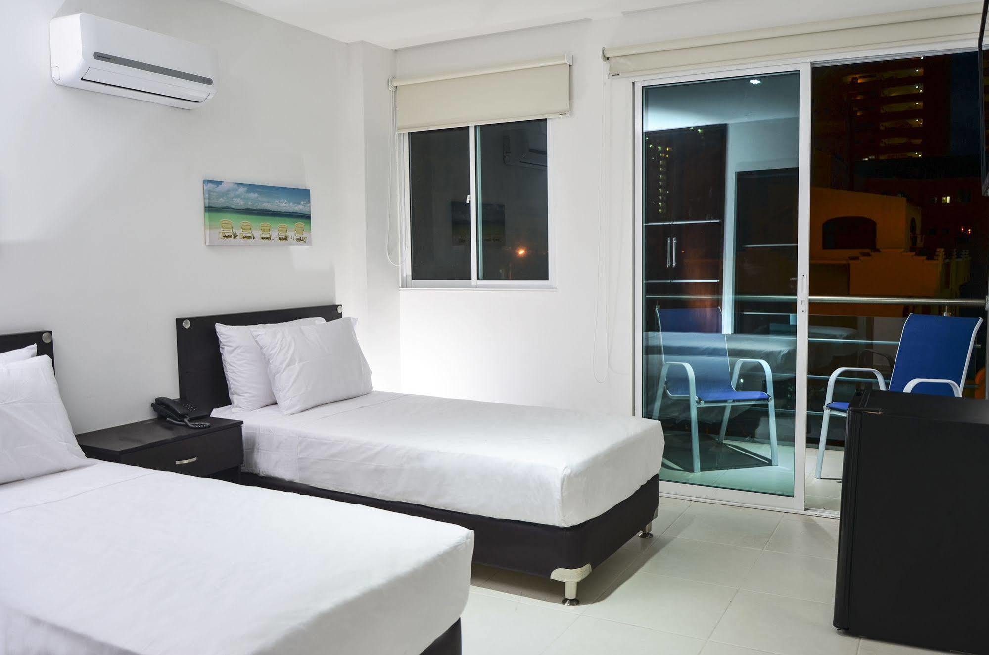 Hotel Aquarella Del Mar Σάντα Μάρτα Εξωτερικό φωτογραφία